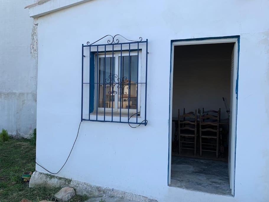 Ca Corrales: Como En La Playa, Pero En El Pueblo 卡尔佩 外观 照片