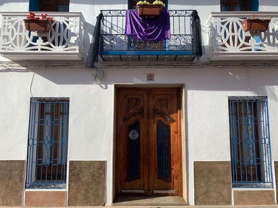 Ca Corrales: Como En La Playa, Pero En El Pueblo 卡尔佩 外观 照片