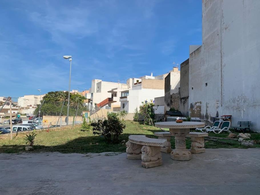 Ca Corrales: Como En La Playa, Pero En El Pueblo 卡尔佩 外观 照片